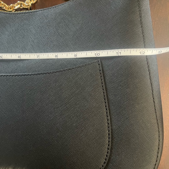 Micheal Kors shoulder purse - Picture 3 of 4